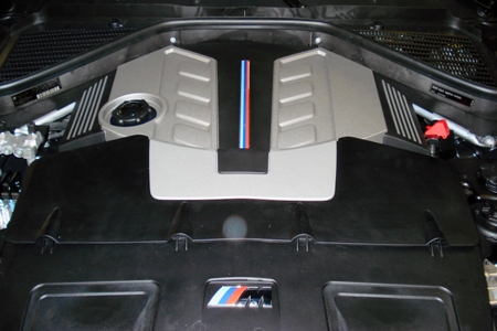 Двигатель BMW S63